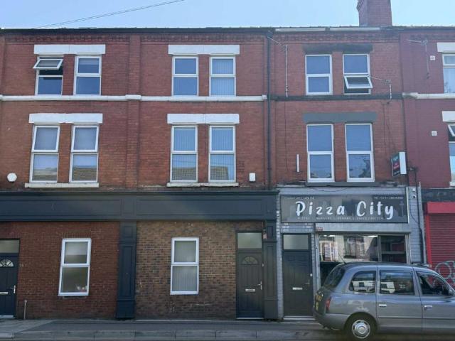 6 bedroom terraced house for sale