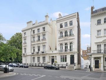 6 bedroom terraced house for sale