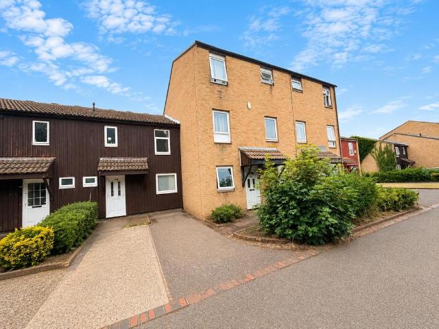 6 bedroom terraced house for sale