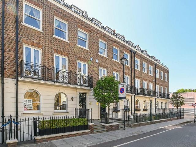 6 bedroom terraced house for sale