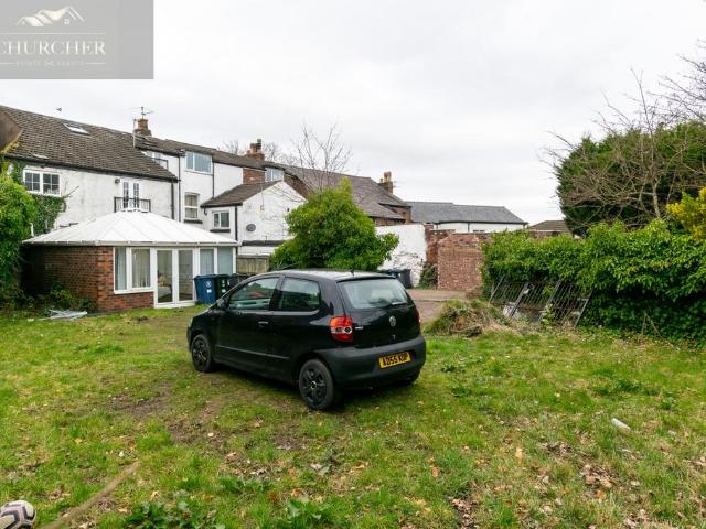 6 bedroom terraced house for sale