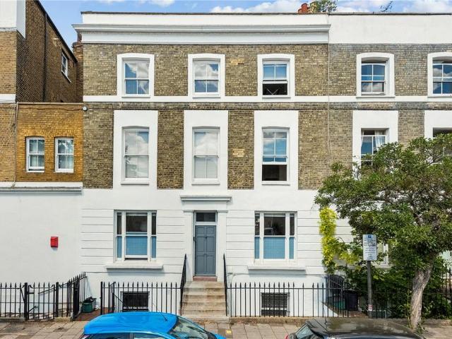 6 bedroom terraced house for sale