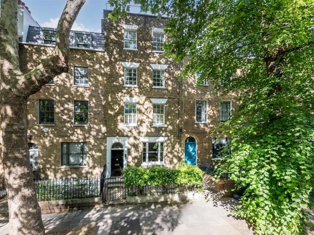 6 bedroom terraced house for sale