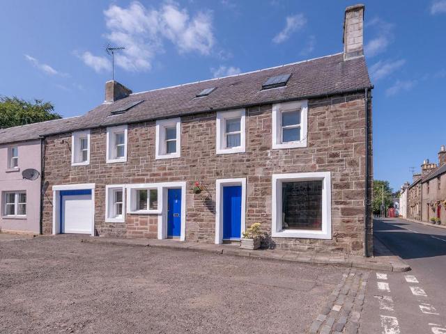 6 bedroom terraced house for sale