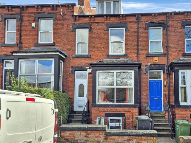 6 bedroom terraced house for sale