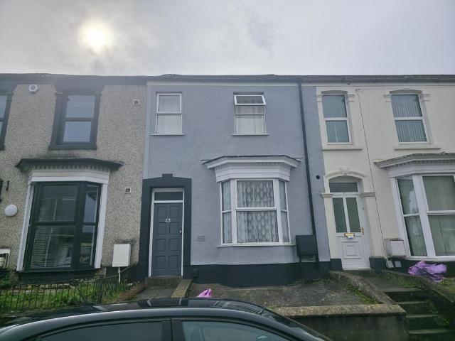 6 bedroom terraced house for sale