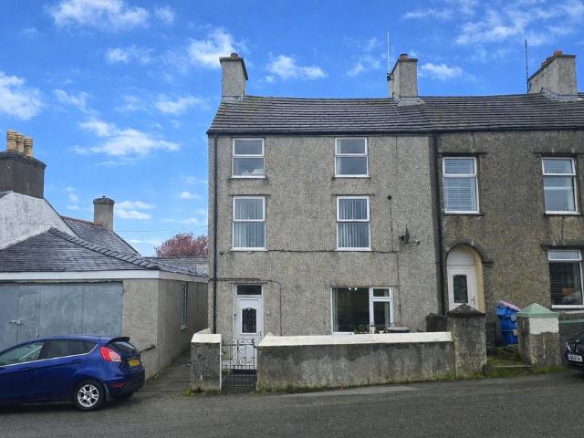 6 bedroom terraced house for sale