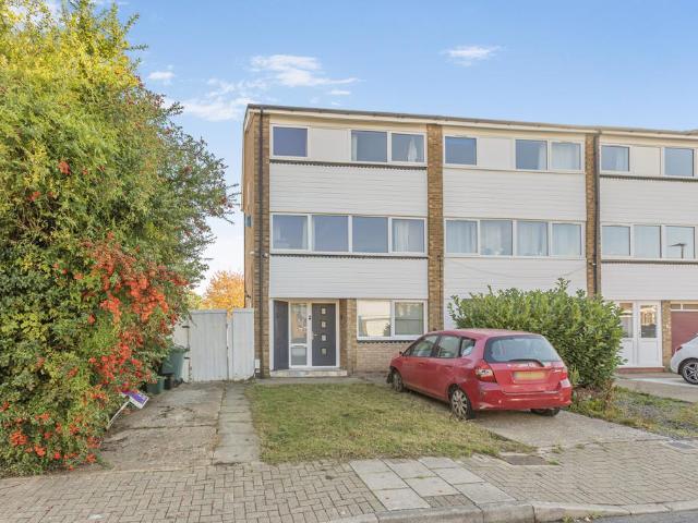 6 bedroom terraced house for sale