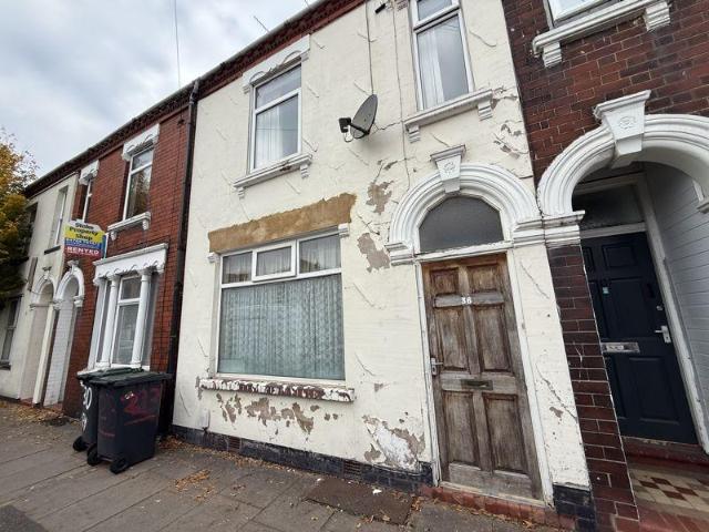 6 bedroom terraced house for sale