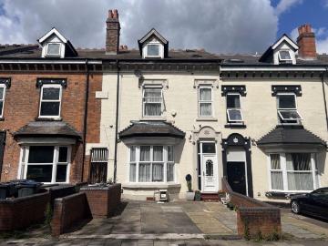 6 bedroom terraced house for sale
