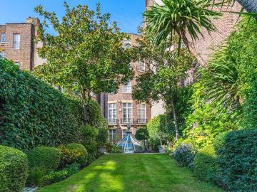 Mayfair, London, Greater London - Garden