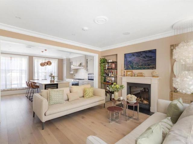 6 bedroom terraced house to rent