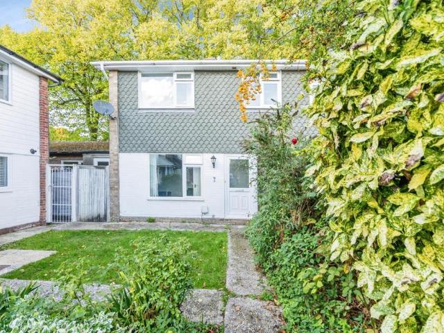 6 bedroom terraced house to rent