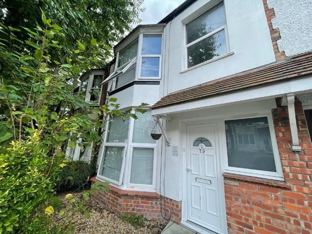 6 bedroom terraced house to rent