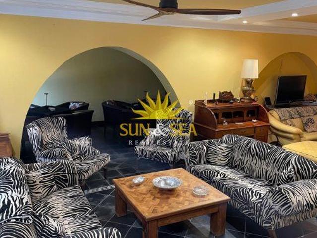 6 BEDROOM VILLA BENIDORM