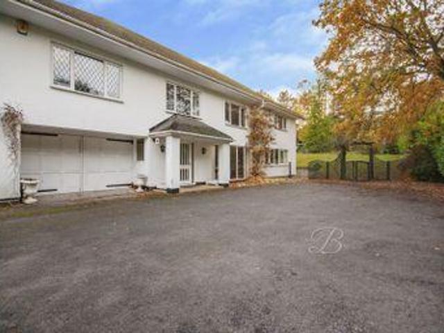 6 Bedrooms Detached bungalow for sale in Regina Crescent, Ravenshead, Nottingham NG15
