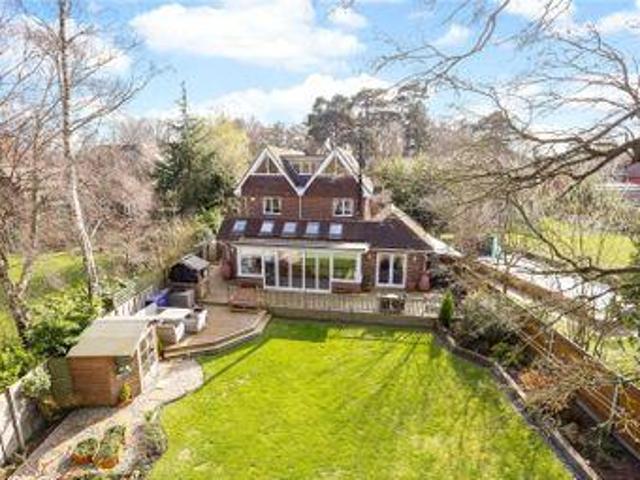 6 Bedrooms Detached house for sale in Heath Road, Petersfield, Hampshire GU31