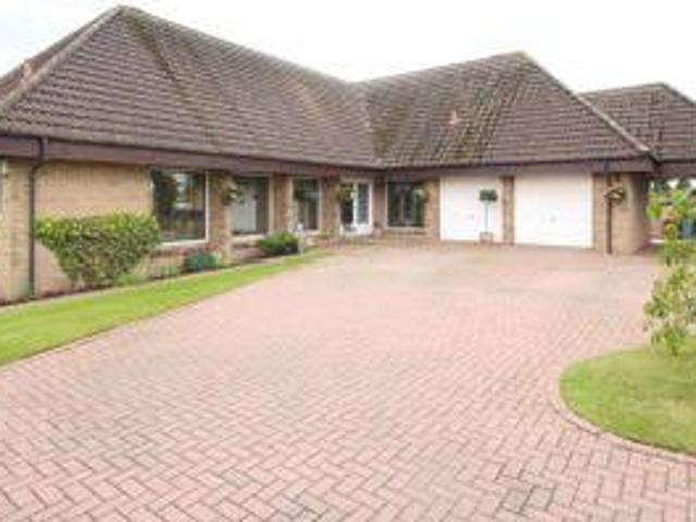 6 Bedrooms for sale in Broadlees Gardens, Chapelton, Strathaven ML10