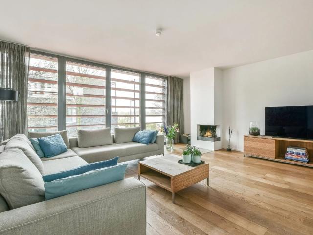 6 bedrooms Huurwoning Surface Area: 220m2