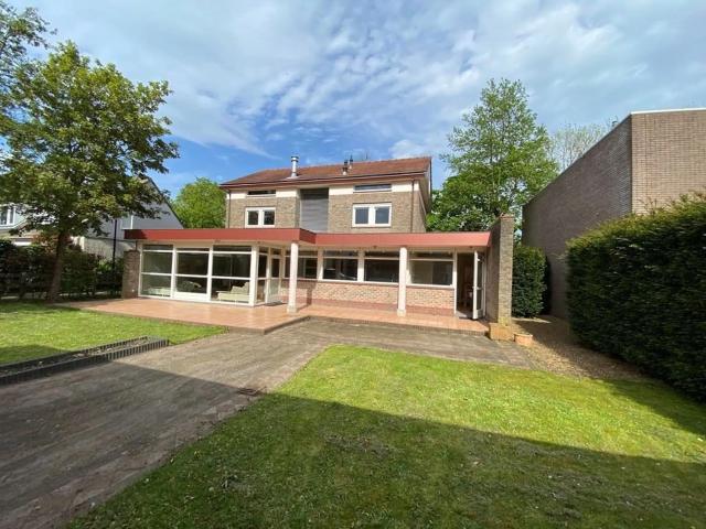 6 bedrooms Huurwoning Surface Area: 225m2