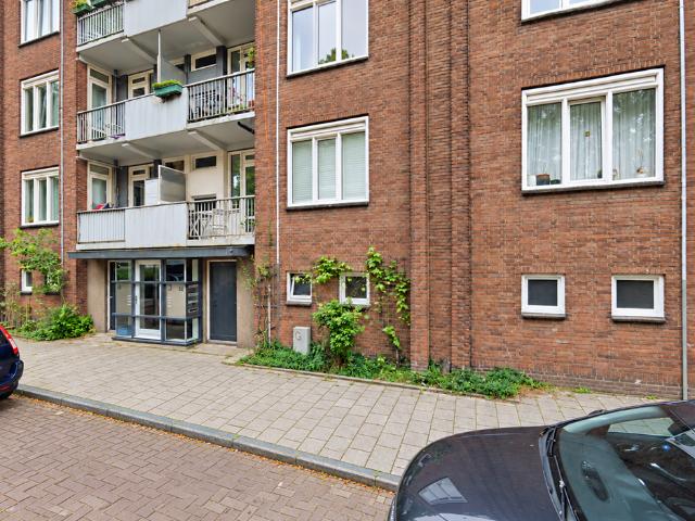 6 bedrooms Surface Area: 91m2
