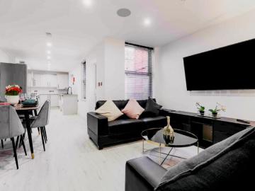 Kensington L7 Liverpool, Kensington Liverpool, L7, North East Wales, Midlands