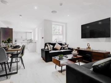 Kensington L7 Liverpool, Kensington Liverpool, L7, North East Wales, Midlands