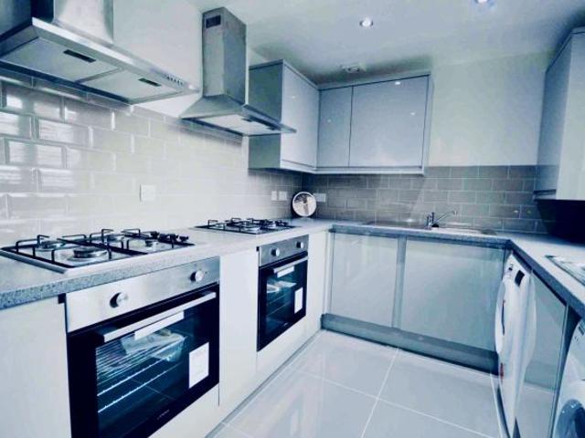 6 Beds 6 Baths