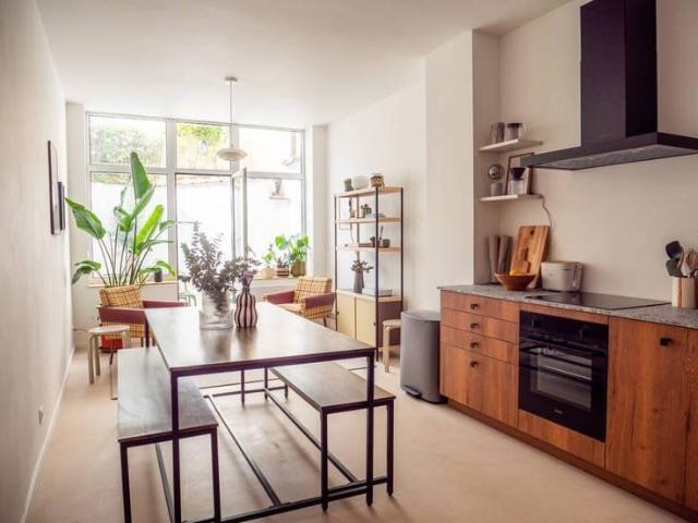 Fully renovated 6‑bed townhouse in Ixelles