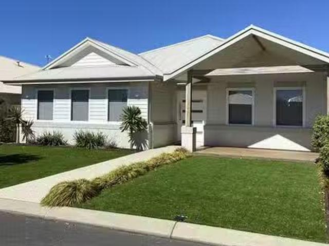 6 Belpaire Entrance, West Busselton, WA 6280