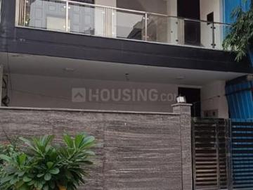 6 BHK Villa in Vikaspuri for rent New Delhi. The reference number is 19163239