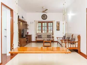 6 BHK Villa in Ambawadi for resale Ahmedabad. The reference number is 20160054