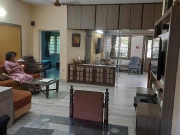 6 BHK Villa in Ambawadi for resale Ahmedabad. The reference number is 20510664