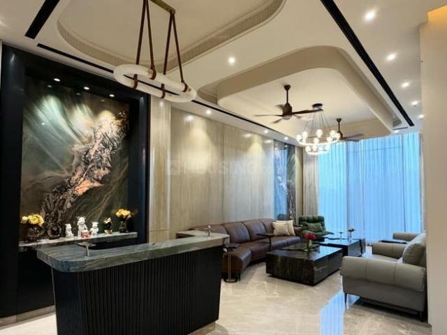 6 BHK Villa in Civil Lines for resale New Delhi. The reference number is 21108504