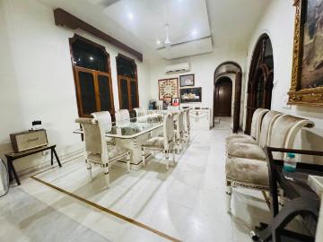 6 BHK Villa in Greater Kailash II for rent New Delhi. The reference number is 20538502