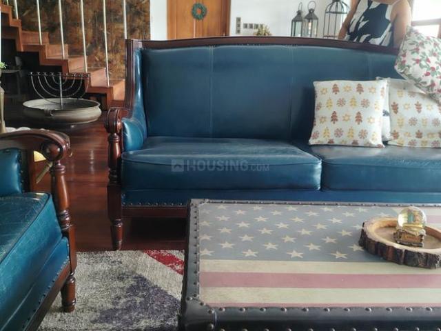 6 BHK Villa in Kakkanad for rent Kochi. The reference number is 19626179