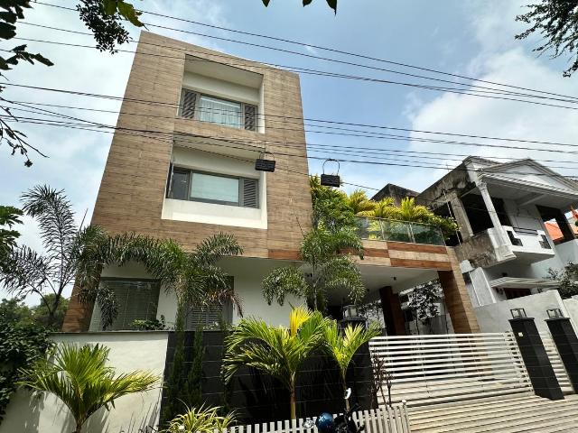 6 BHK Villa in Karkhana for resale Secunderabad. The reference number is 20651513