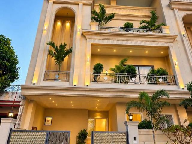 6 BHK Villa in Mansarovar for resale Jaipur. The reference number is 21323106