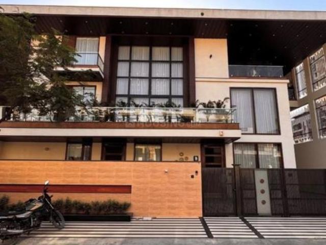 6 BHK Villa in Nirman Nagar for resale Jaipur. The reference number is 18941247