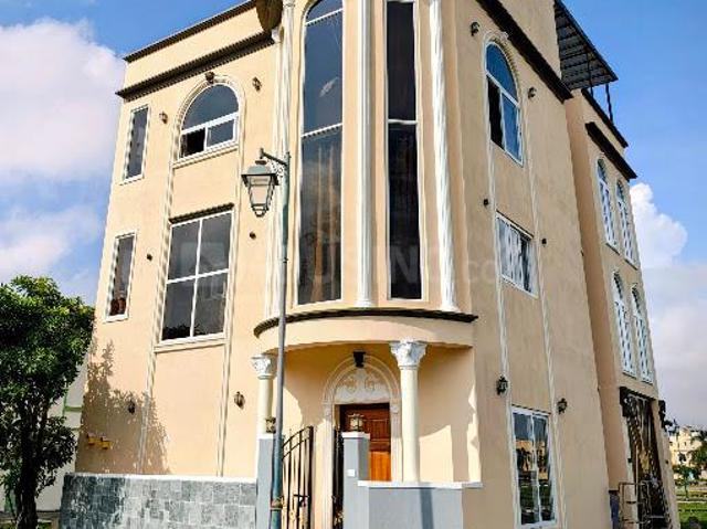6 BHK Villa in Oragadam Sriperambattur for resale Chennai. The reference number is 19501917