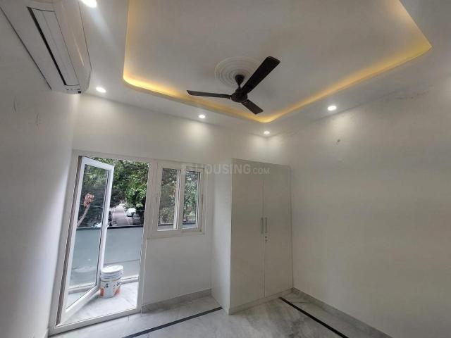 6 BHK Villa in Sector 15A for resale Noida. The reference number is 17490343