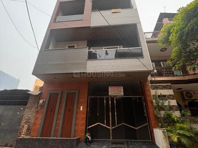 6 BHK Villa in Shastri Nagar for resale Ghaziabad. The reference number is 21015715