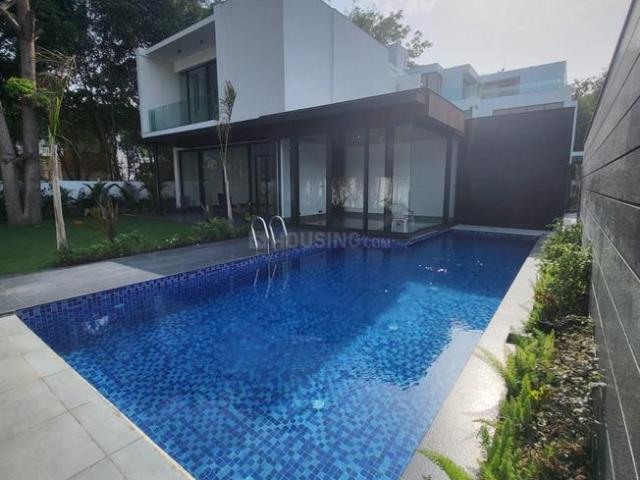 6 BHK Villa in Sultanpur for resale New Delhi. The reference number is 11746154
