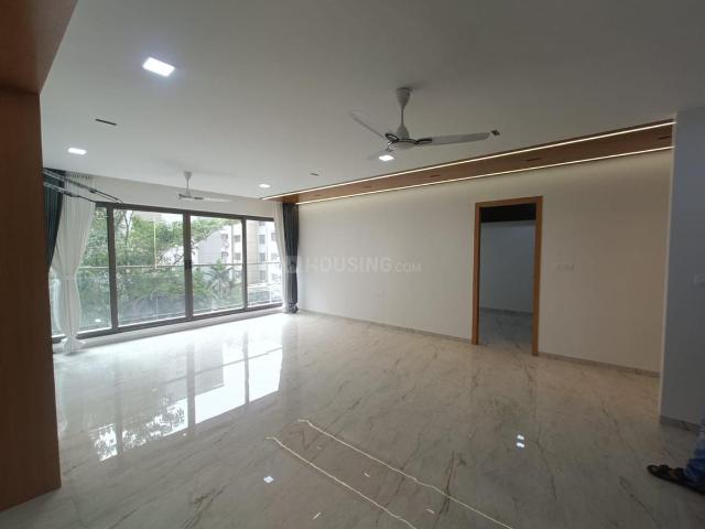 6 BHK Apartment in Bharthana for rent Surat. The reference number is 13468731