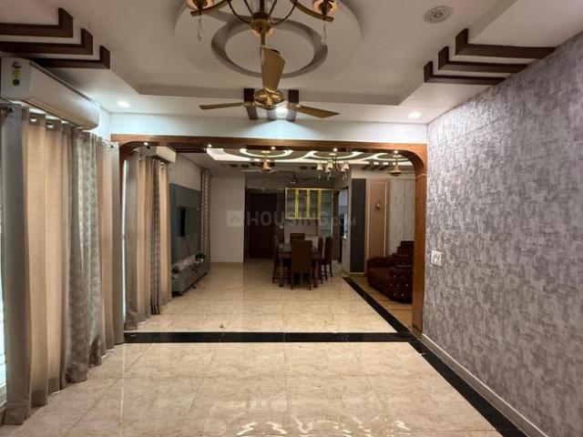 6 BHK Apartment in Gomti Nagar for resale Lucknow. The reference number is 21293867