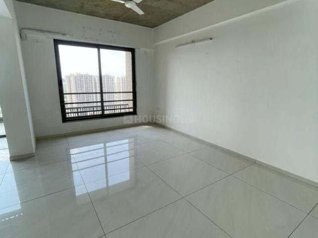 6 BHK Apartment in Shela for rent Ahmedabad. The reference number is 20596420