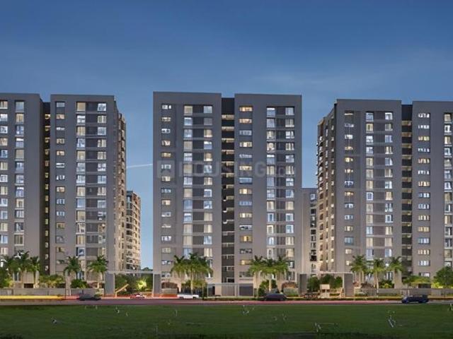 6 BHK Apartment in Vesu for resale Surat. The reference number is 19661596