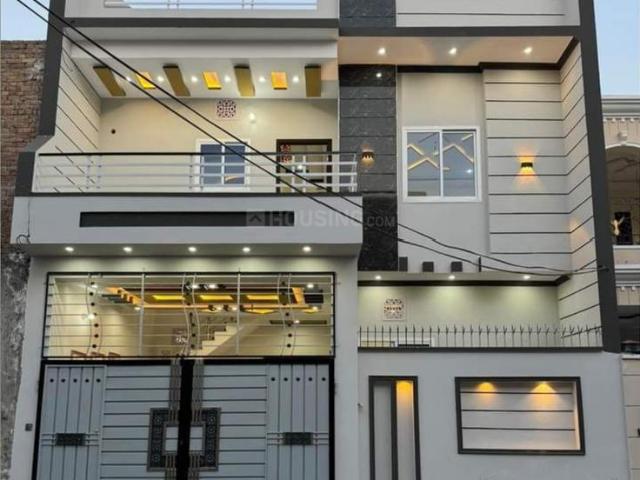 6 BHK Duplex in Gomti Nagar Extension for resale Lucknow. The reference number is 21054150