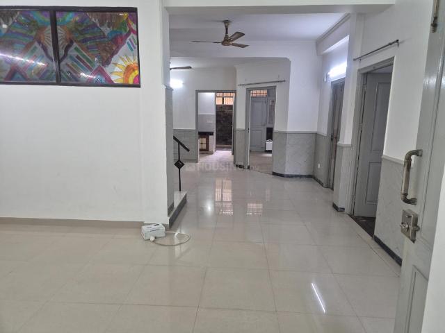 6 BHK Duplex in Sector 49 for rent Noida. The reference number is 21104915