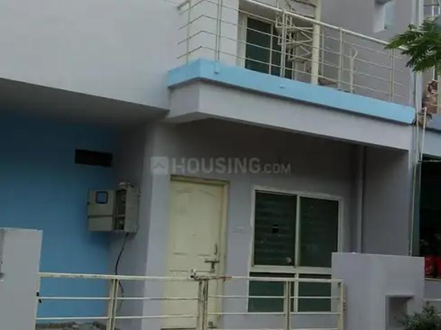 6 BHK Duplex in Palasi for resale Bhopal. The reference number is 19100073